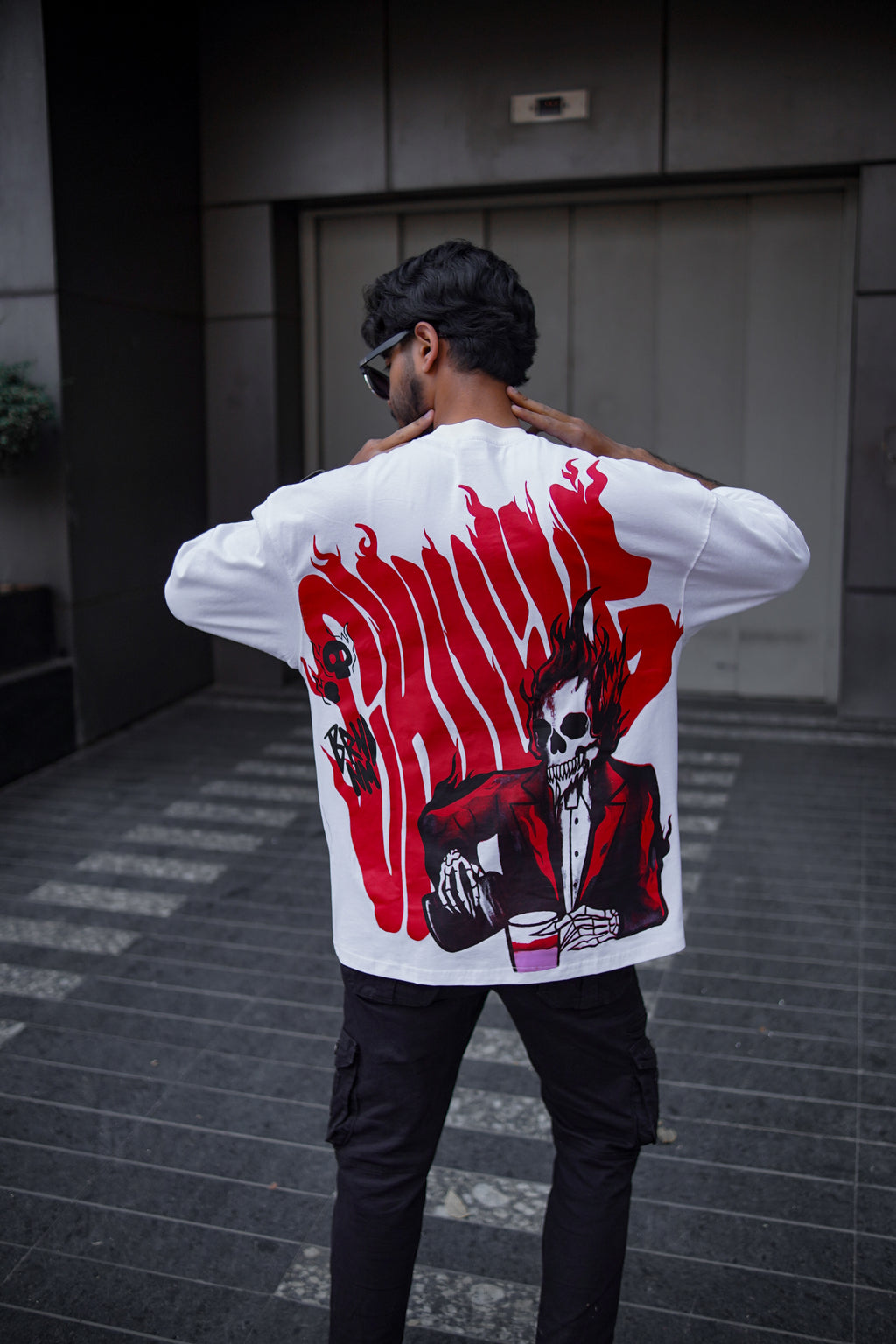 Chilling Drop Drop Shoulder T-Shirt