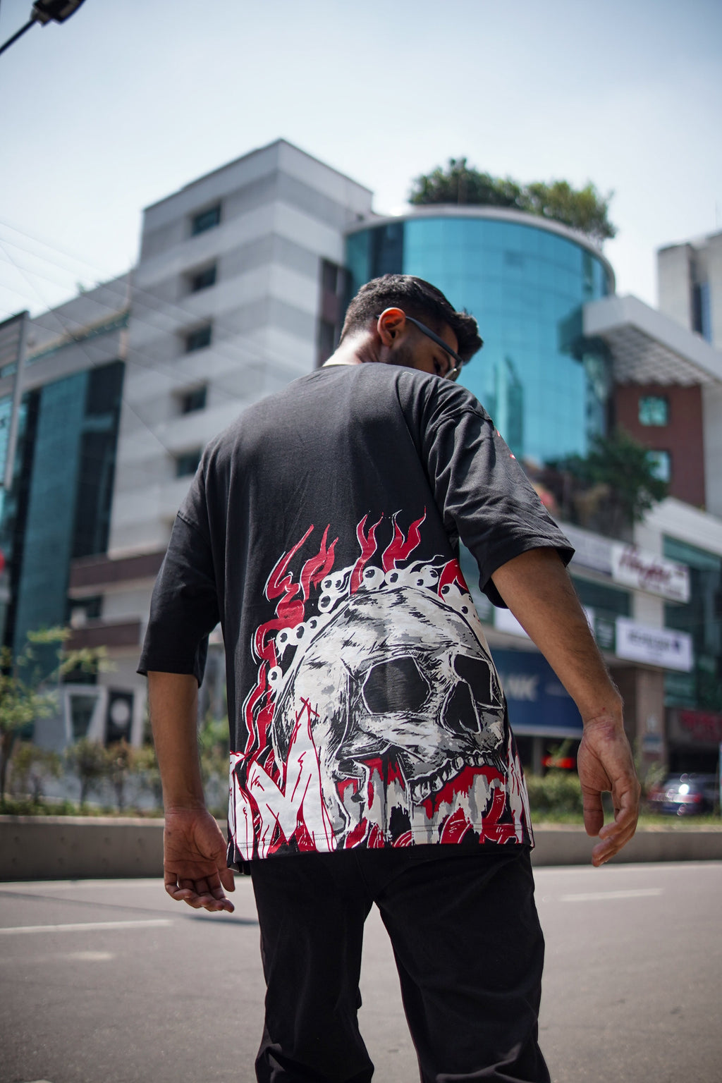 Victim Drop Shoulder T-Shirt