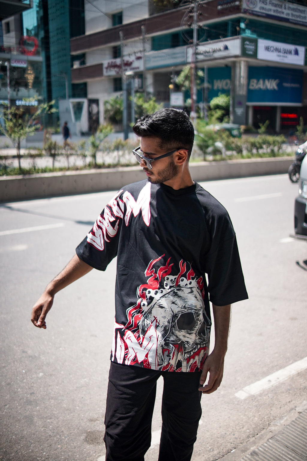 Victim Drop Shoulder T-Shirt