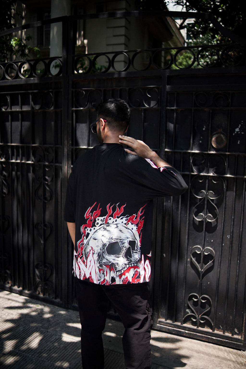 Victim Drop Shoulder T-Shirt